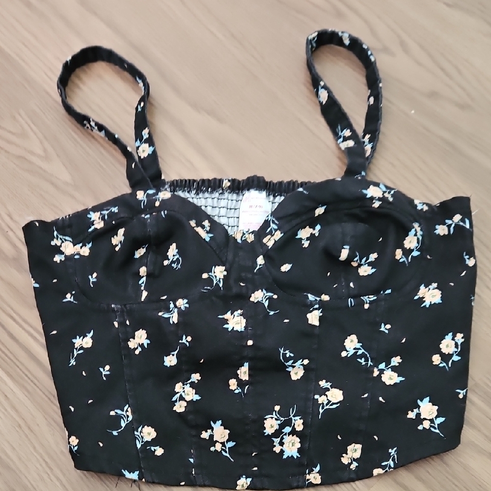 No Boundaries Black Floral Crop Top